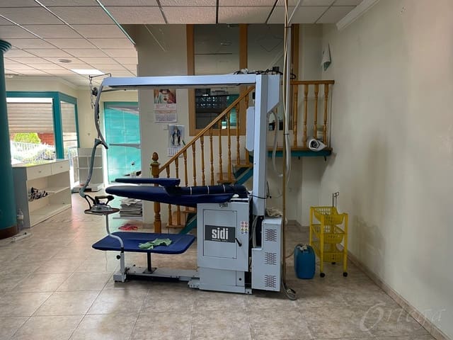 Commercial for rent in Cehegín - € 500 (Ref: 6869417)