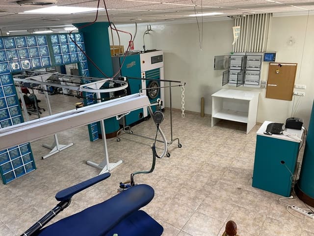 Commercial for rent in Cehegín - € 500 (Ref: 6869417)