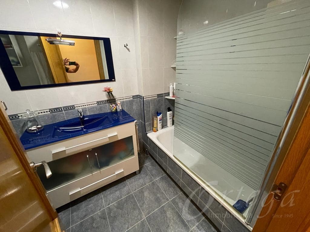 3 makuuhuone Asunto myytävänä paikassa Cehegin mukana 
autotalli - 110 000 € (Ref: 7016186)