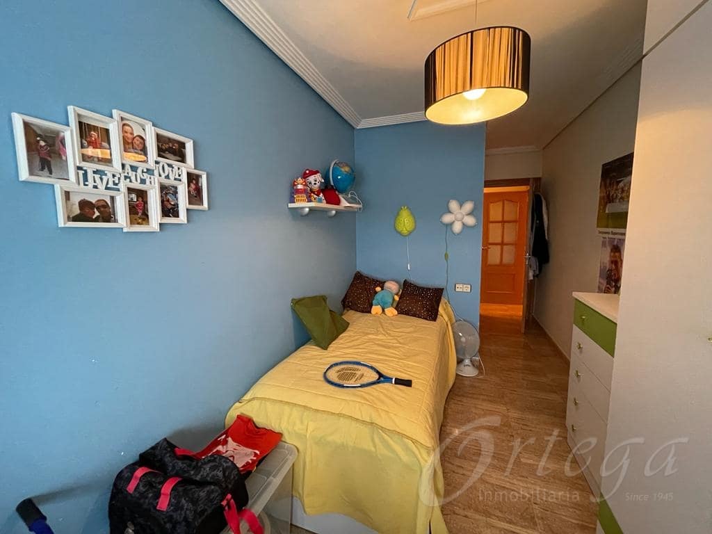 3 makuuhuone Asunto myytävänä paikassa Cehegin mukana 
autotalli - 110 000 € (Ref: 7016186)