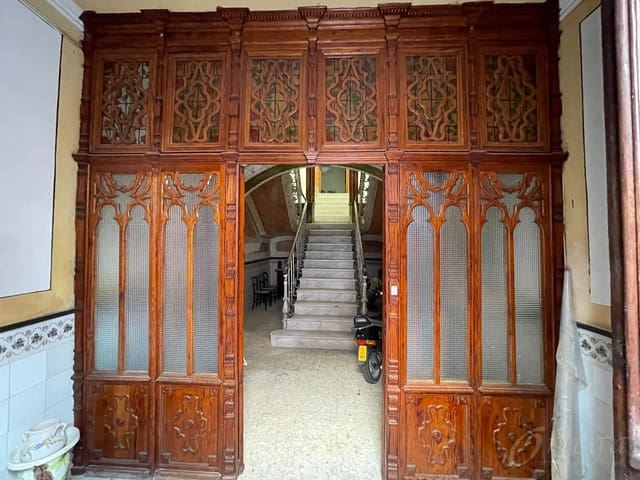 10 soverom Hotell til salgs i Mula med garasje - € 245 000 (Ref: 7246967)