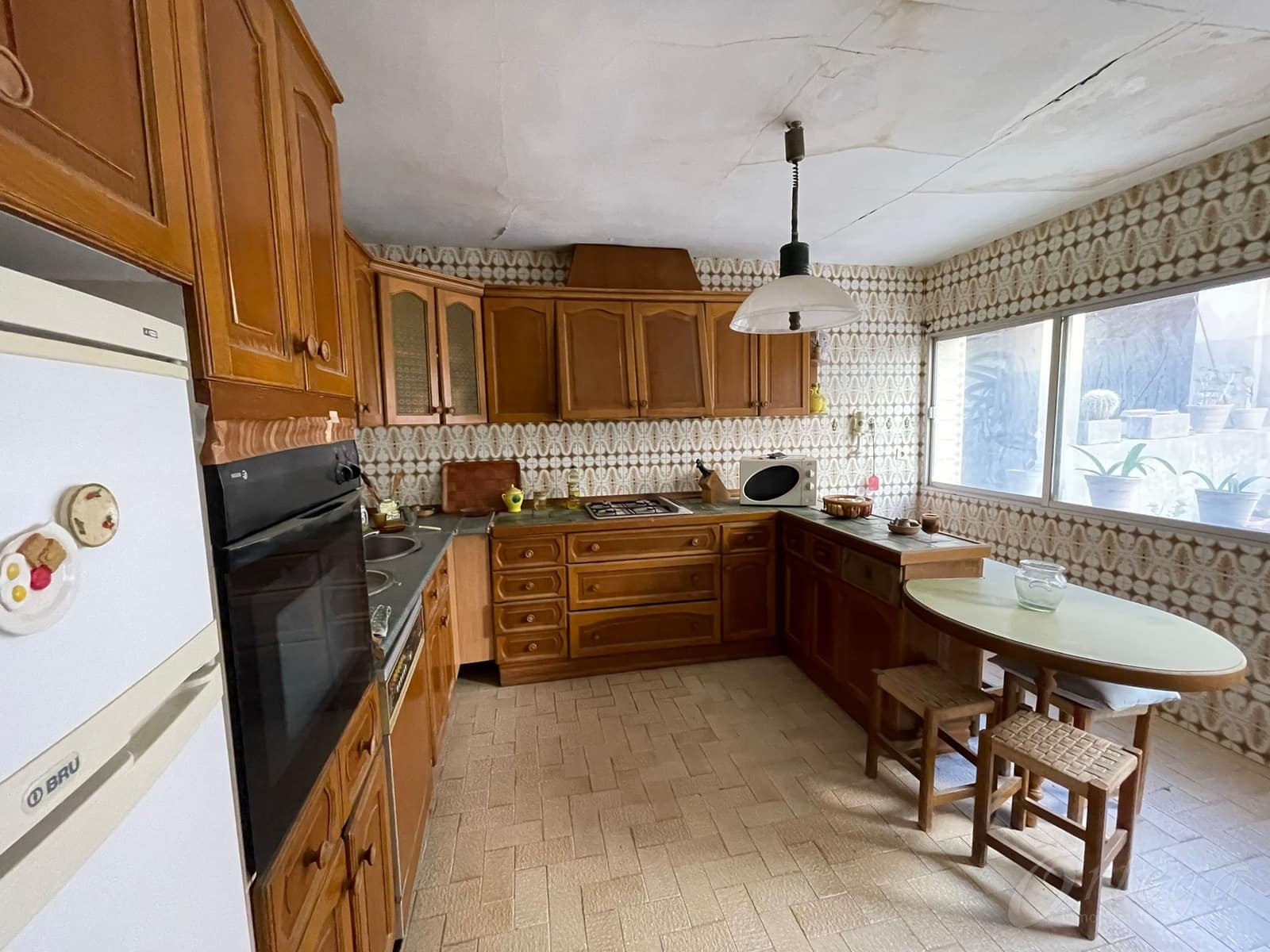 10 bedroom Hotel for sale in Mula with garage - € 245,000 (Ref: 7246967)