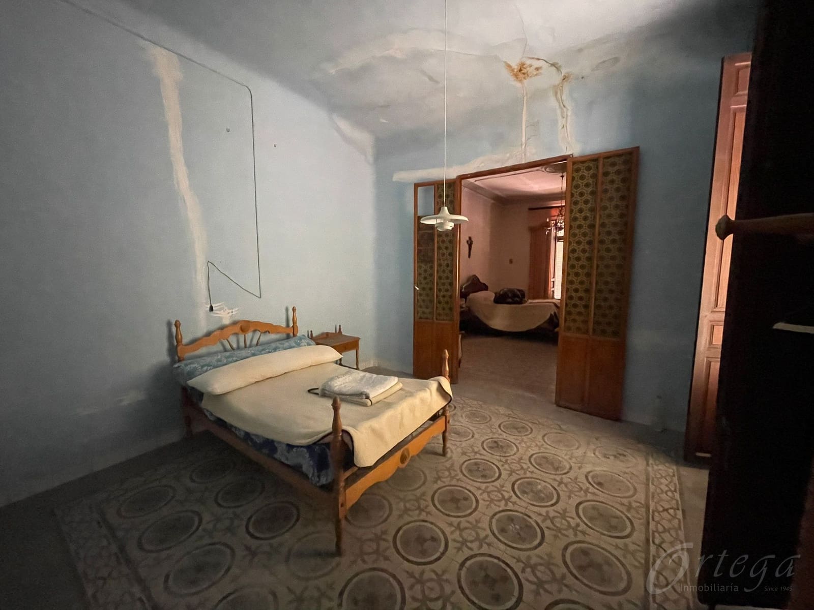 10 bedroom Hotel for sale in Mula with garage - € 245,000 (Ref: 7246967)