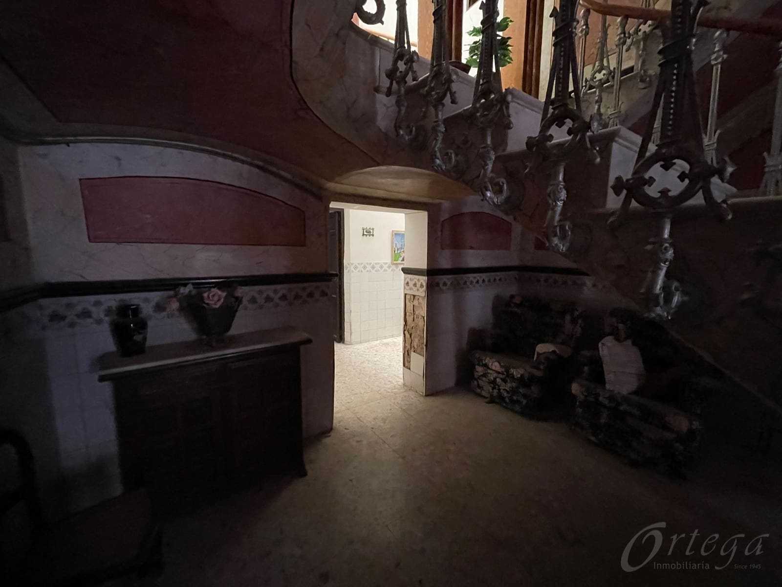 10 bedroom Hotel for sale in Mula with garage - € 245,000 (Ref: 7246967)