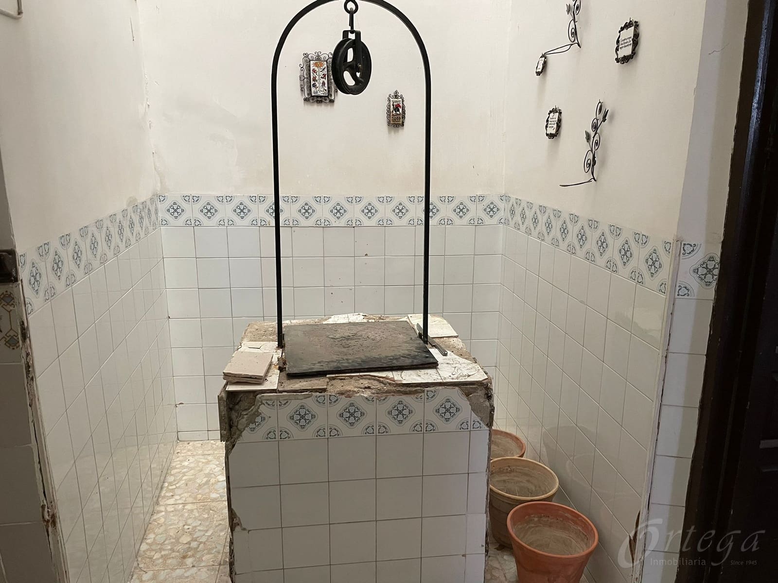 10 bedroom Hotel for sale in Mula with garage - € 245,000 (Ref: 7246967)