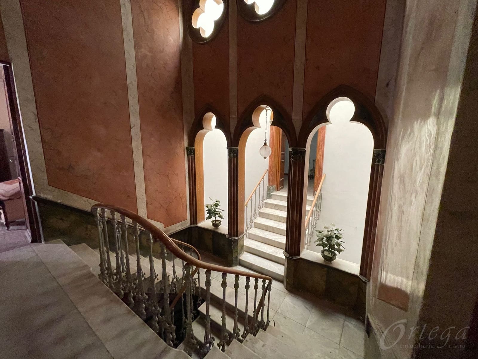 10 bedroom Hotel for sale in Mula with garage - € 245,000 (Ref: 7246967)