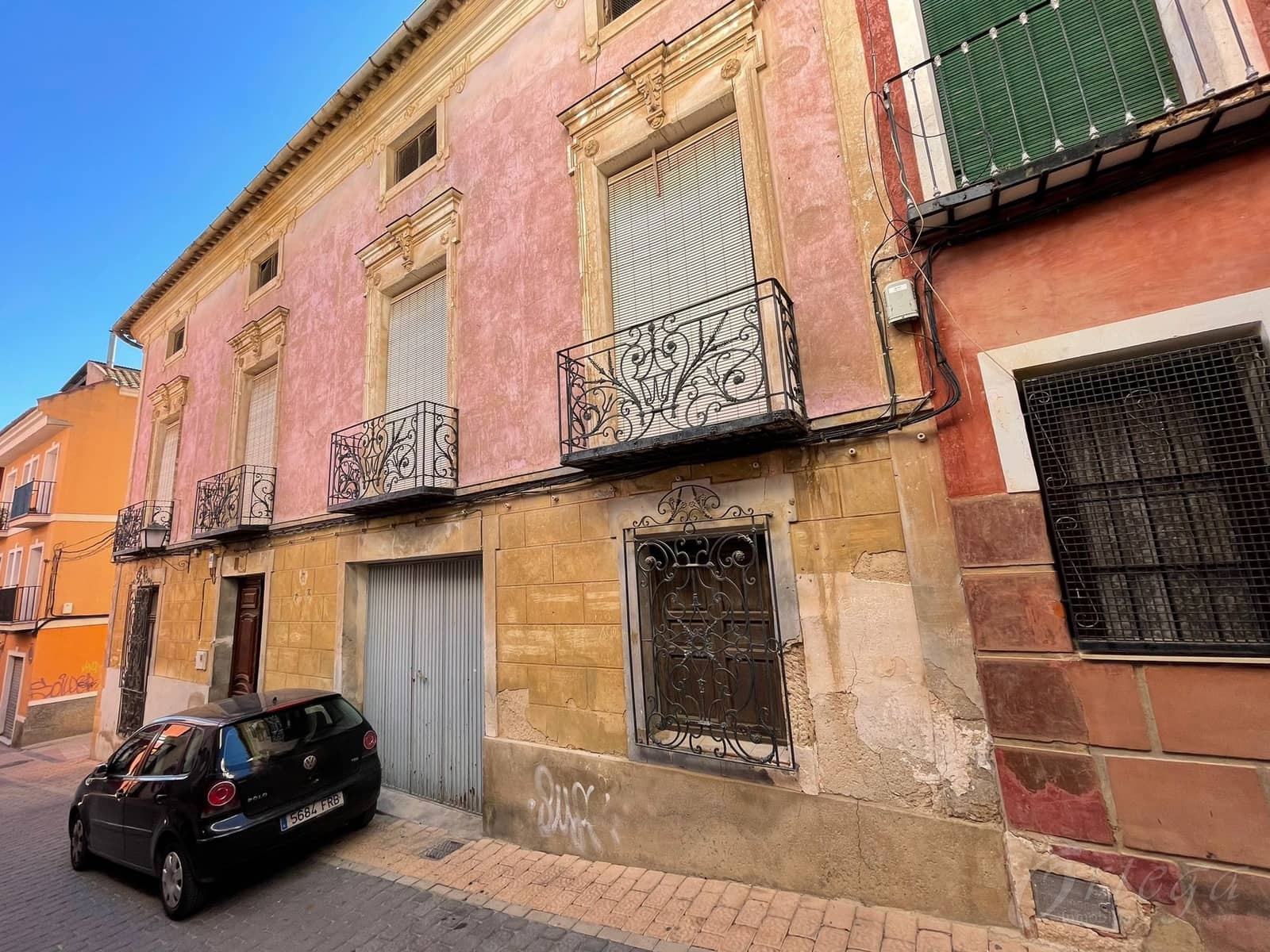 10 bedroom Hotel for sale in Mula with garage - € 245,000 (Ref: 7246967)