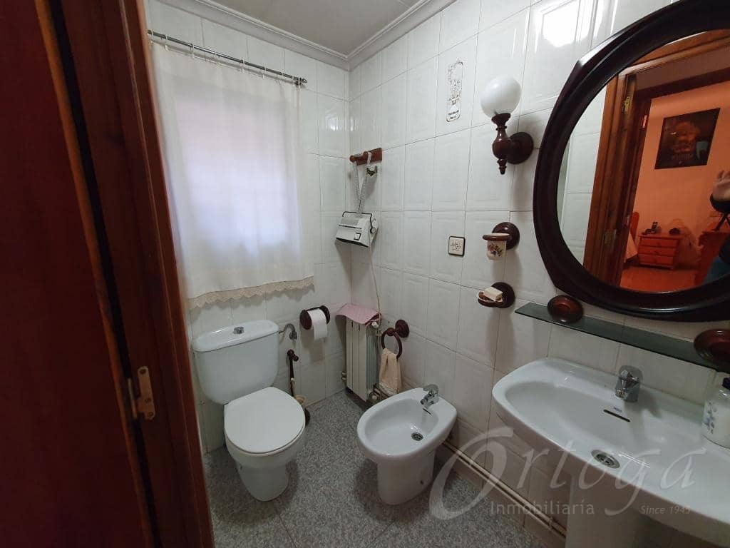 Casa de 4 habitaciones en Cehegín en venta con garaje - 70.000 € (Ref: 7246976)