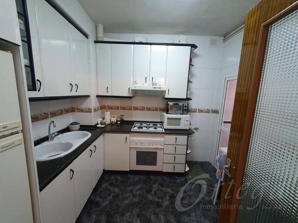 Casa de 4 habitaciones en Cehegín en venta con garaje - 70.000 € (Ref: 7246976)