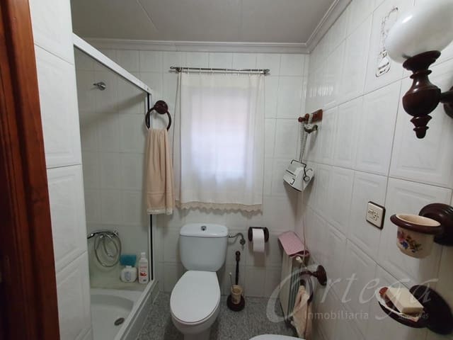 Casa de 4 habitaciones en Cehegín en venta con garaje - 70.000 € (Ref: 7246976)