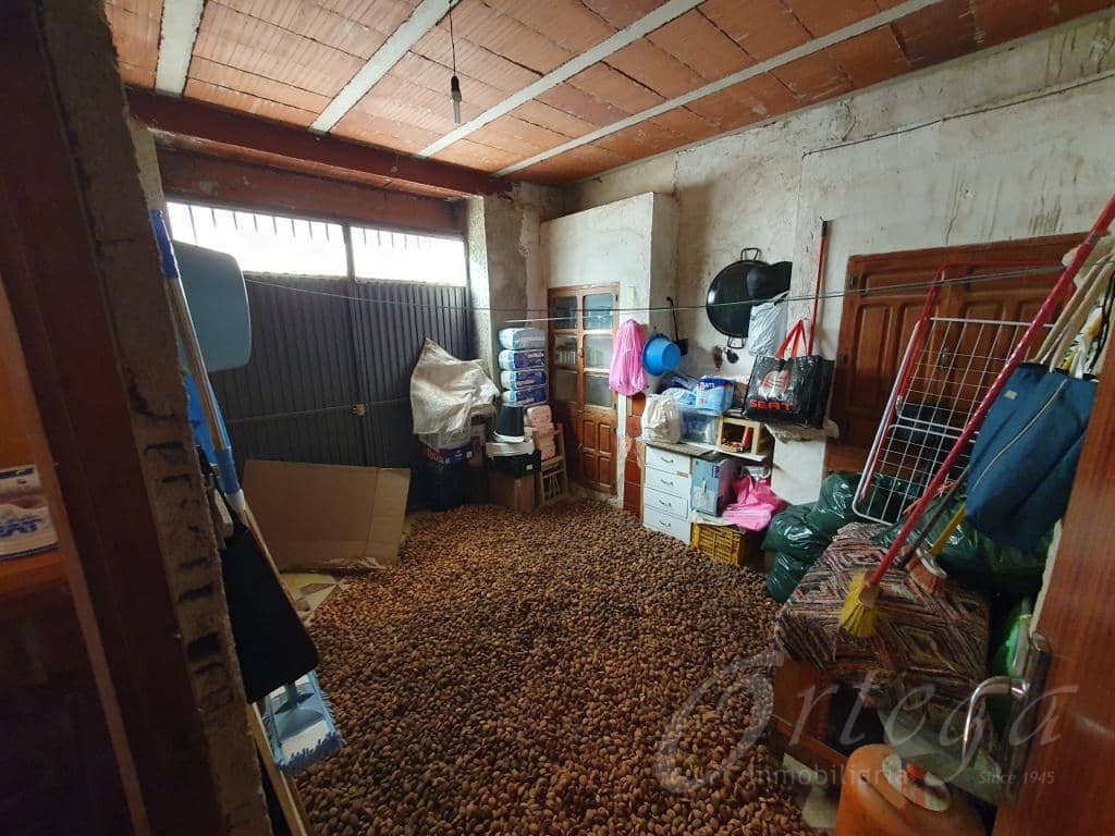 Casa de 4 habitaciones en Cehegín en venta con garaje - 70.000 € (Ref: 7246976)