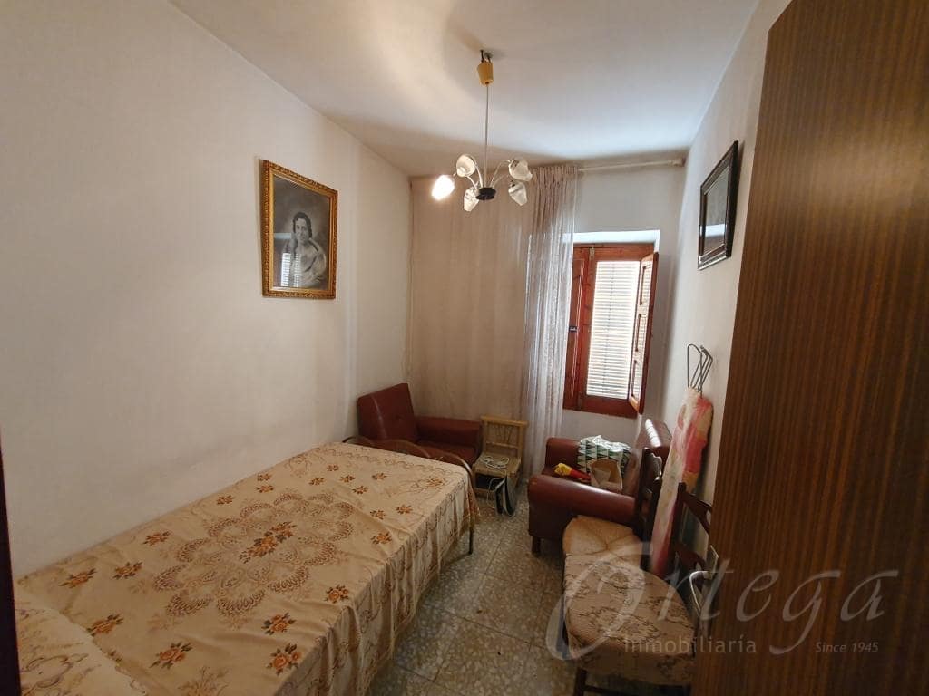 Casa de 4 habitaciones en Cehegín en venta con garaje - 70.000 € (Ref: 7246976)