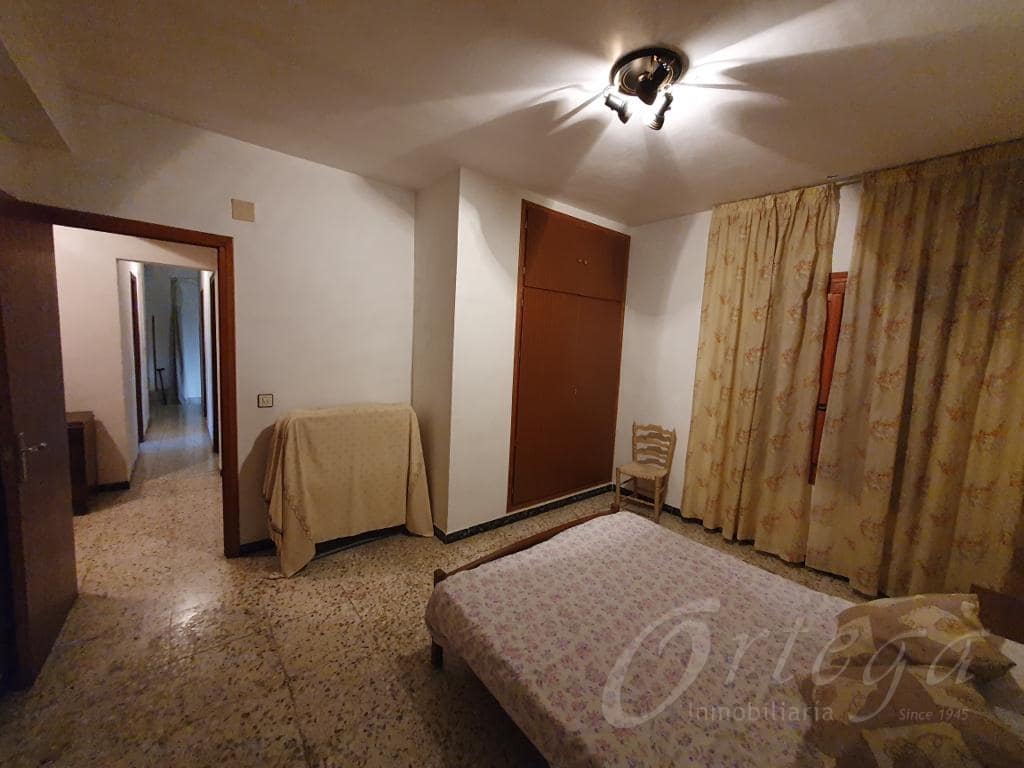 Casa de 4 habitaciones en Cehegín en venta con garaje - 70.000 € (Ref: 7246976)