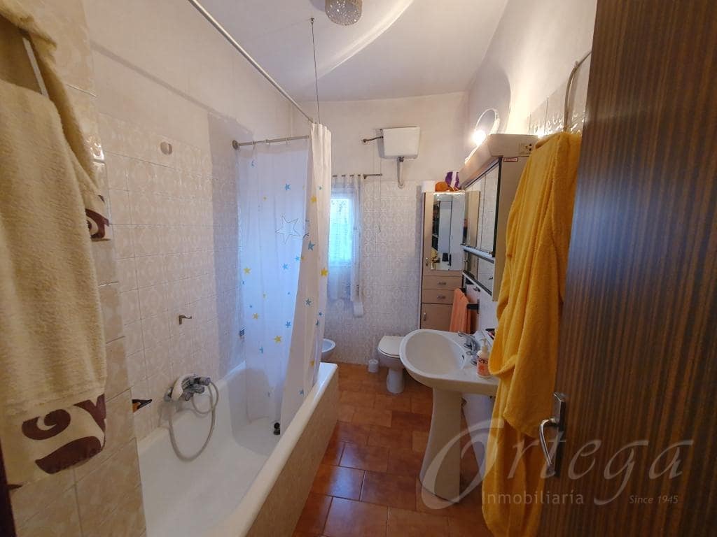 Casa de 4 habitaciones en Cehegín en venta con garaje - 70.000 € (Ref: 7246976)