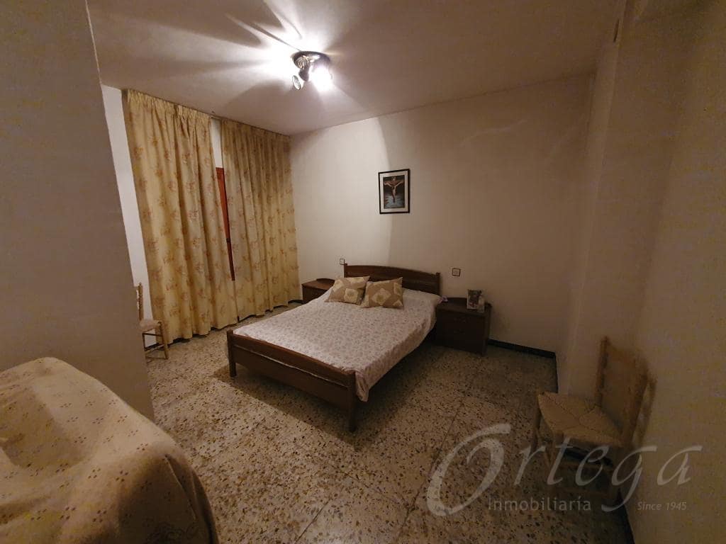 Casa de 4 habitaciones en Cehegín en venta con garaje - 70.000 € (Ref: 7246976)