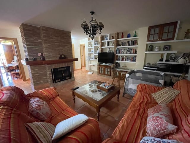 4 sypialnia Finka/Dom wiejski na sprzedaż w Mula z basenem garażem - 300 000 € (Ref: 7246977)