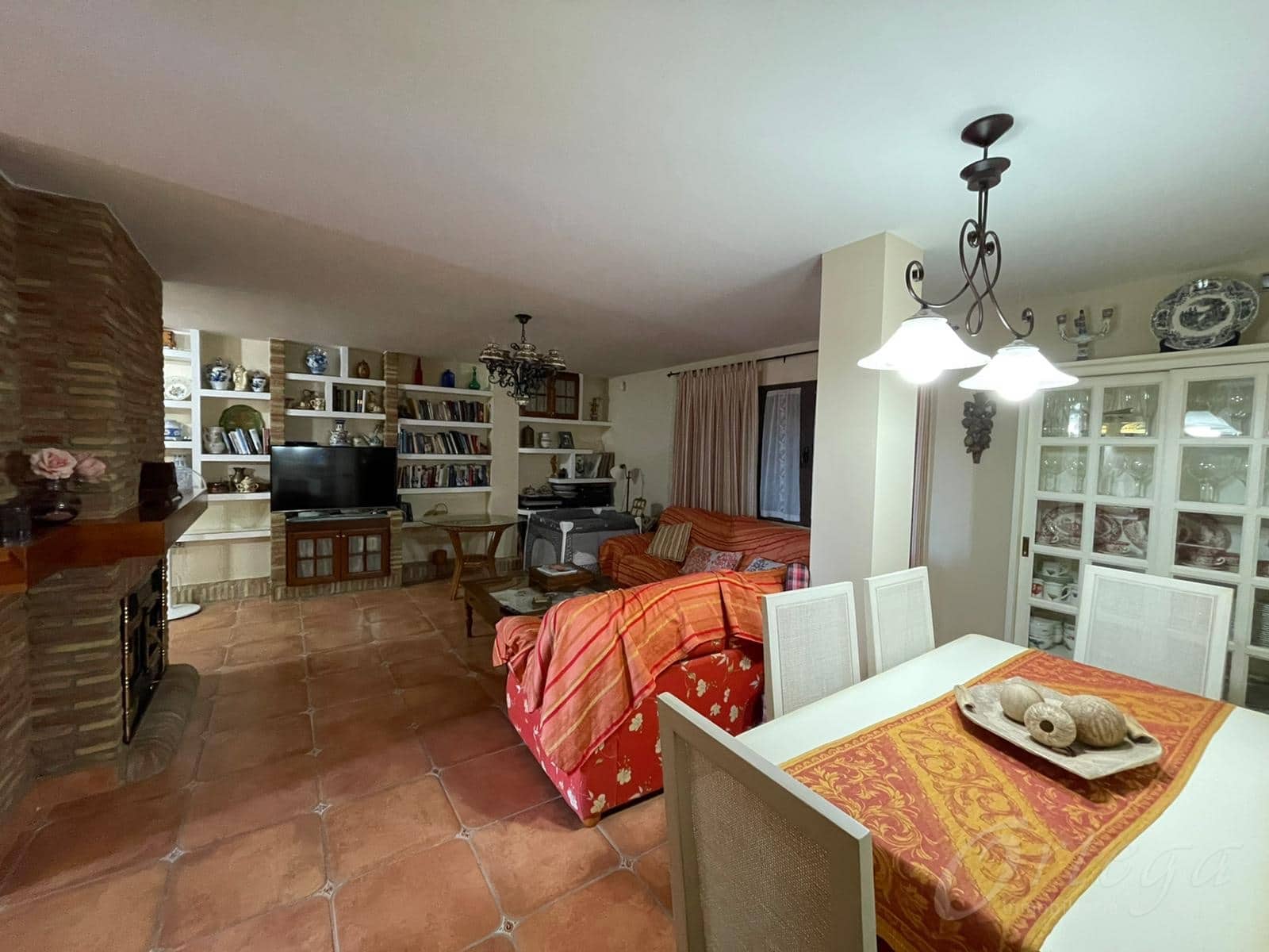 4 sypialnia Finka/Dom wiejski na sprzedaż w Mula z basenem garażem - 300 000 € (Ref: 7246977)