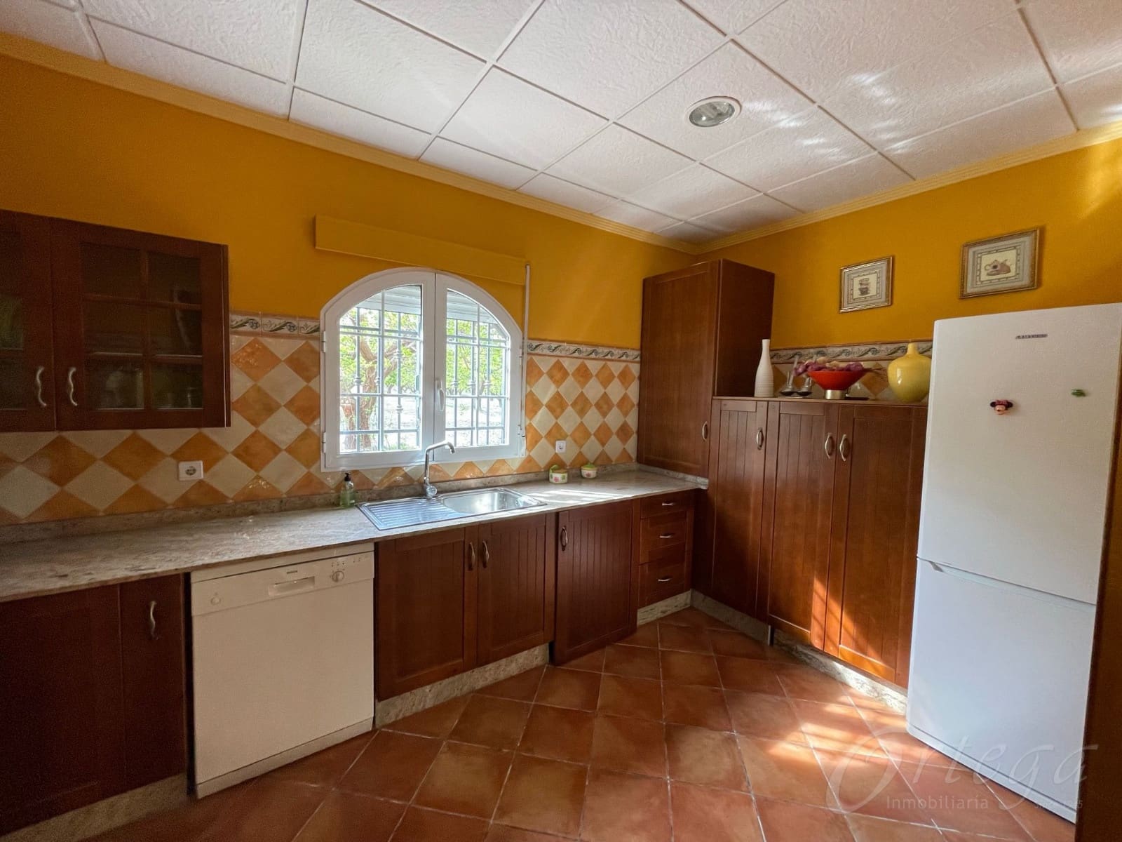 2 bedroom Finca/Country House for rent in Cehegin with garage - € 700 (Ref: 7757044)