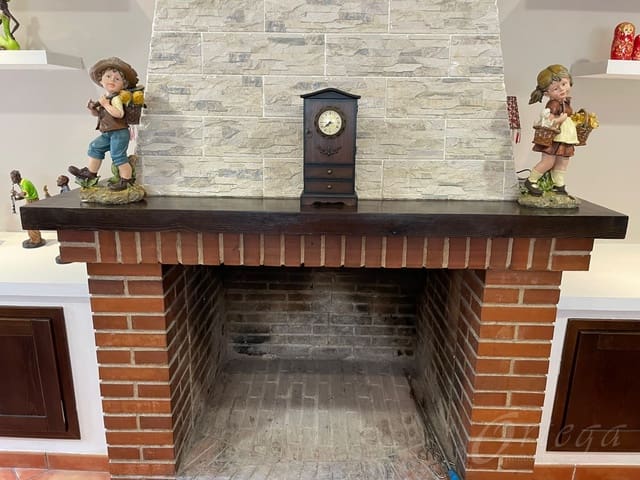 2 bedroom Finca/Country House for rent in Cehegín with garage - € 700 (Ref: 7757044)