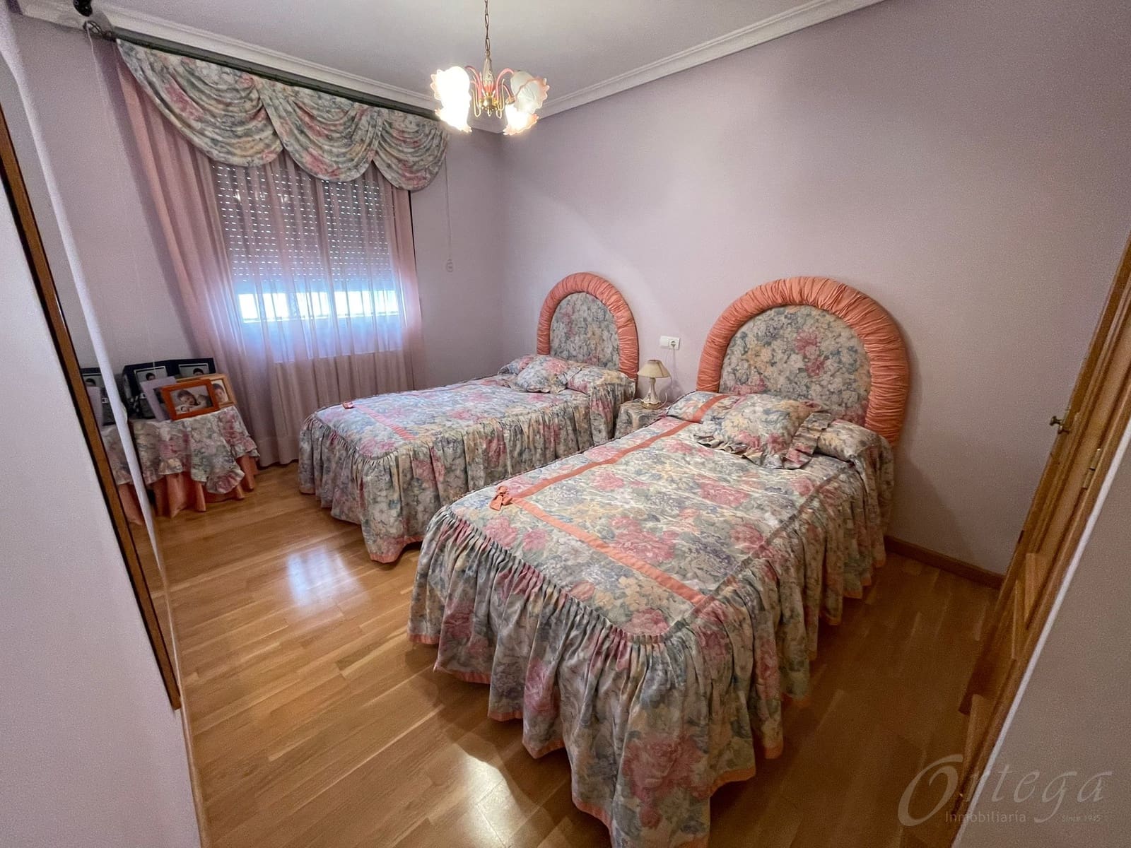 5 makuuhuone Huvila myytävänä paikassa Cehegin mukana 
autotalli - 249 000 € (Ref: 7757048)