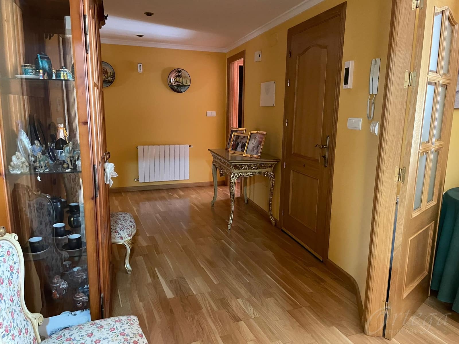 5 makuuhuone Huvila myytävänä paikassa Cehegin mukana 
autotalli - 249 000 € (Ref: 7757048)