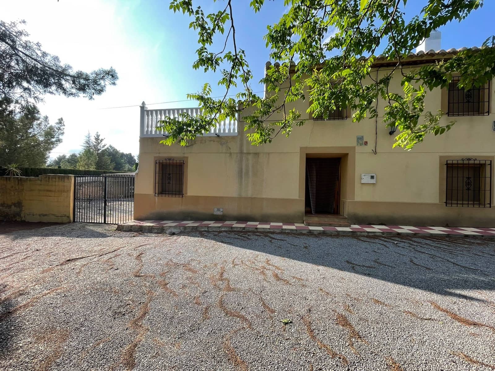 5 bedroom Finca/Country House for sale in Caravaca de la Cruz with pool garage - € 250,000 (Ref: 7757056)