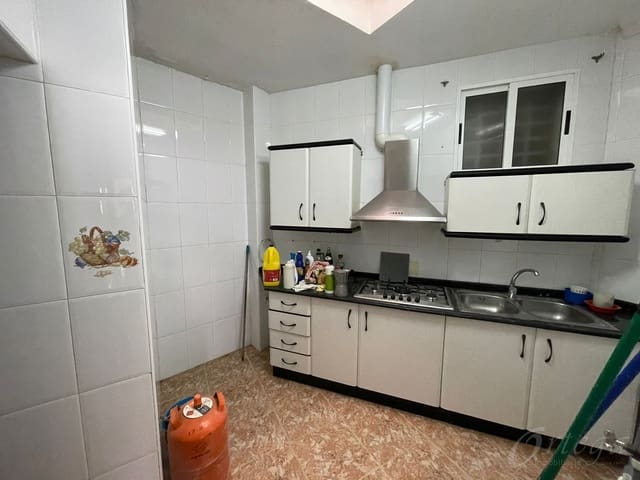 5 soveværelse Byhus til salg i Cehegín - € 45.000 (Ref: 7757059)