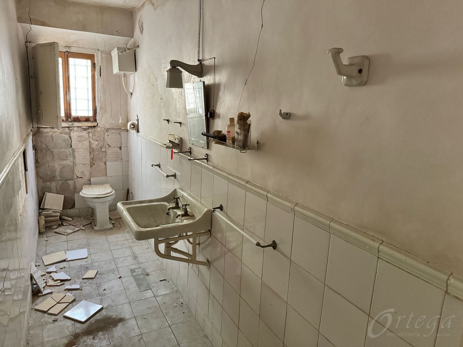 5 makuuhuone Omakotitalo myytävänä paikassa Cehegin - 105 000 € (Ref: 8444789)