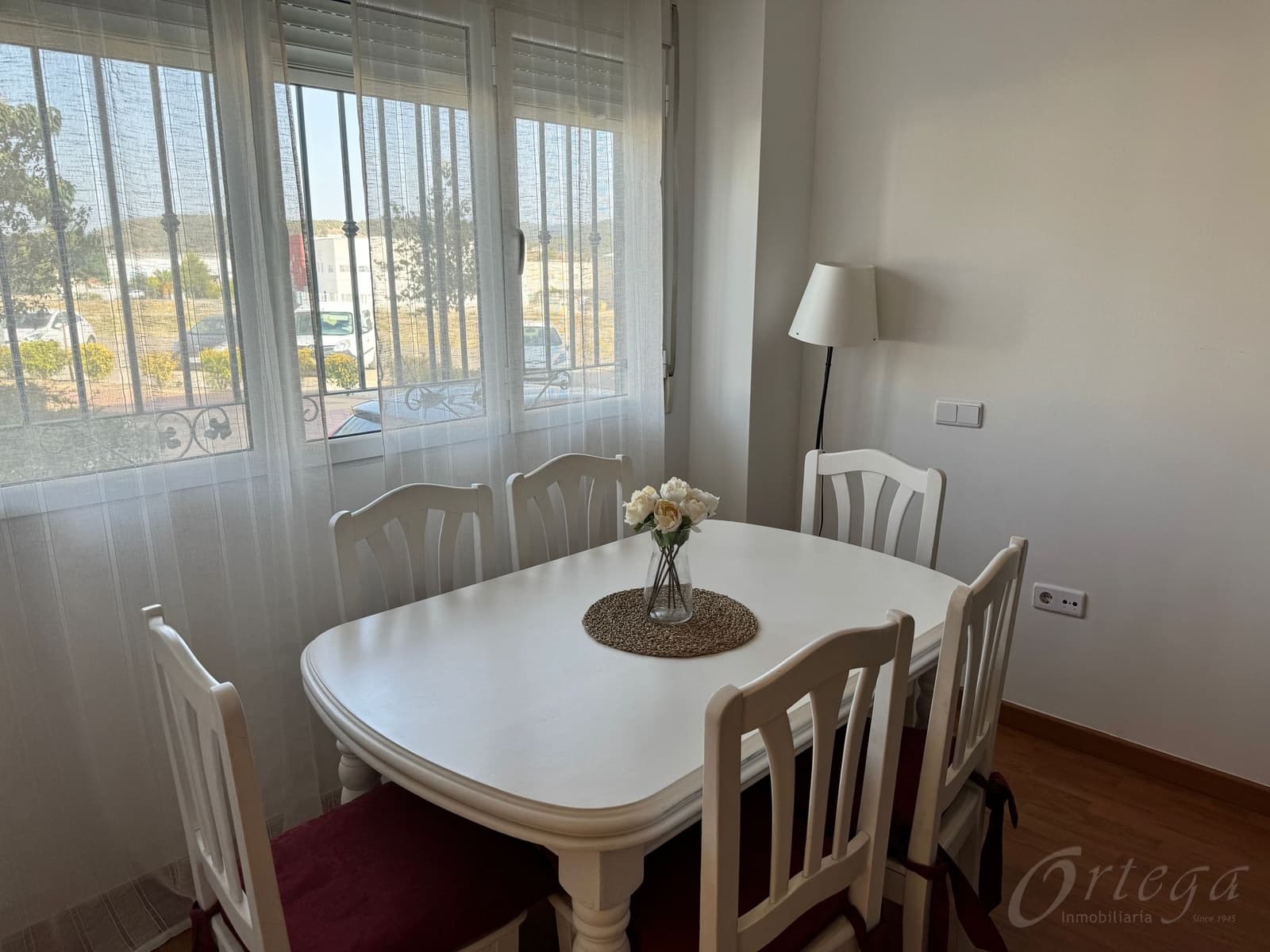 3 bedroom Apartment for sale in Cehegin with garage - € 90,000 (Ref: 8451547)