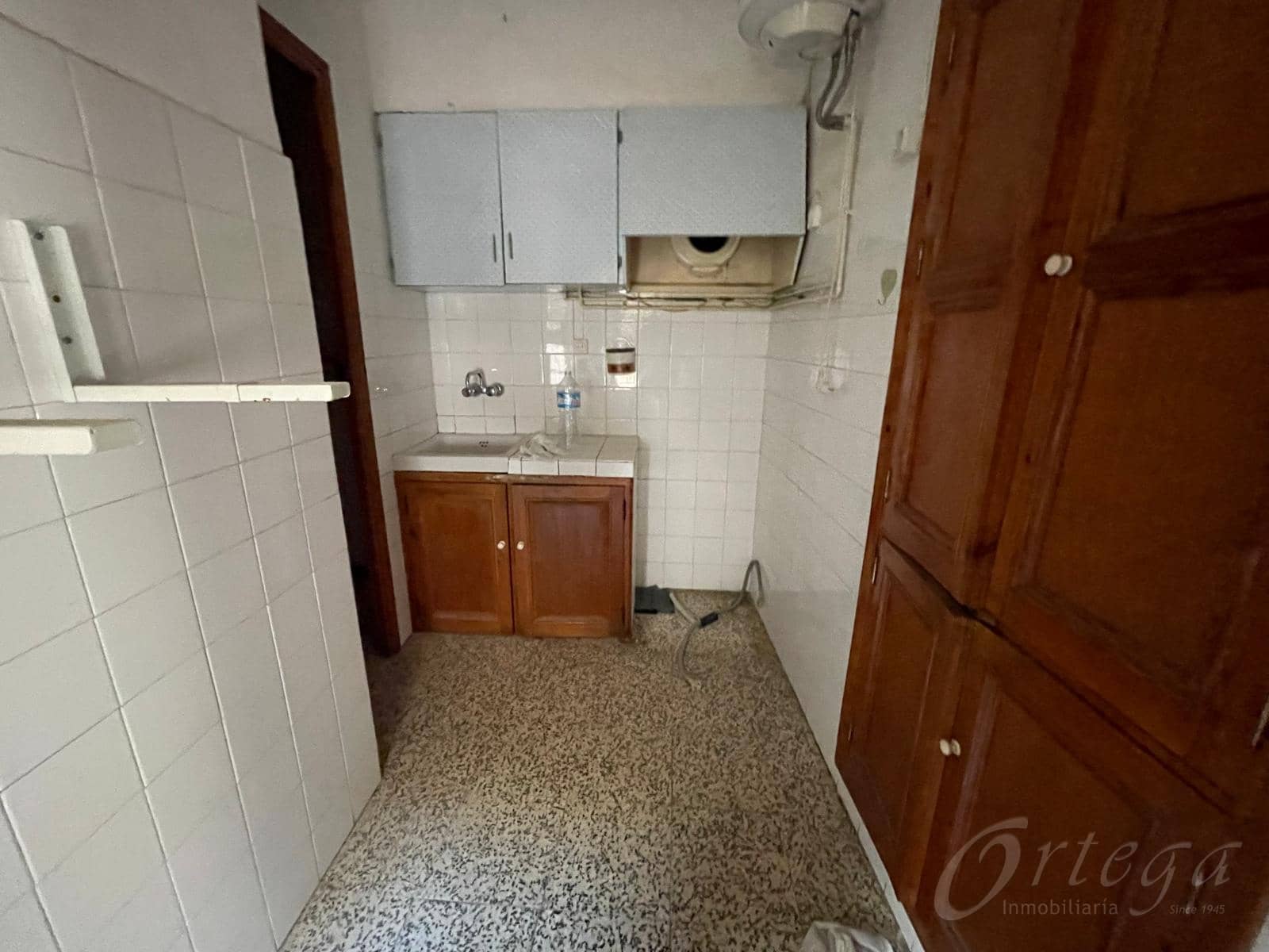 2 bedroom Townhouse for sale in Cehegin with garage - € 35,000 (Ref: 8504808)