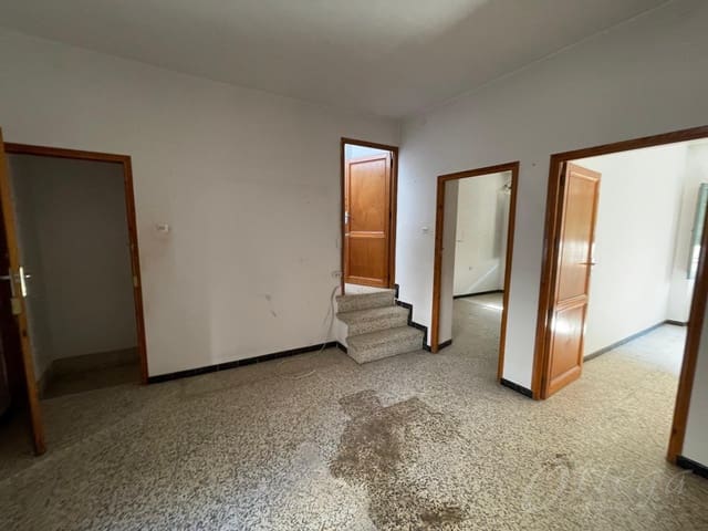 2 bedroom Townhouse for sale in Cehegín with garage - € 35,000 (Ref: 8504808)