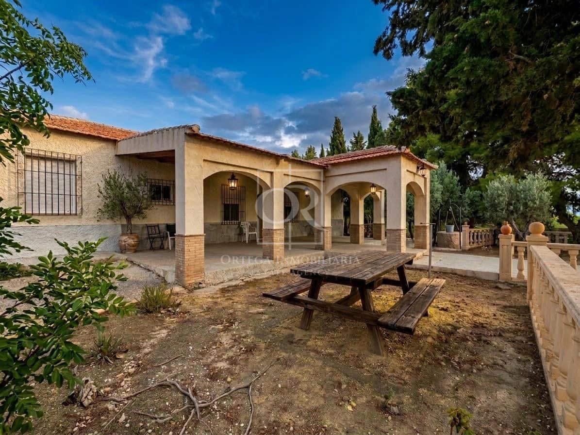 4 bedroom Finca/Country House for sale in Caravaca de la Cruz with pool garage - € 215,000 (Ref: 8532801)