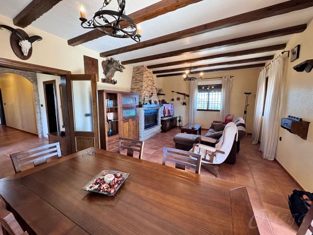 4 makuuhuone Maalaistalo myytävänä paikassa Bullas mukana uima-altaan 
autotalli - 264 000 € (Ref: 8548884)