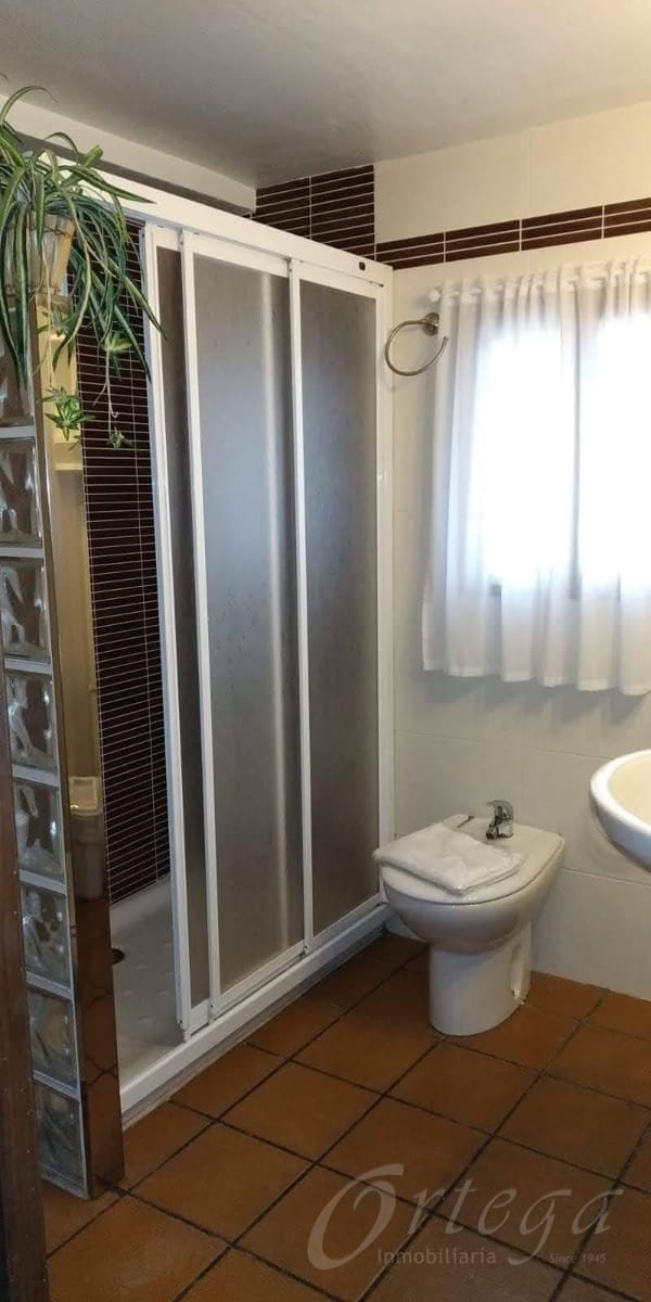 4 bedroom Finca/Country House for rent in Moratalla with garage - € 450 (Ref: 8664326)