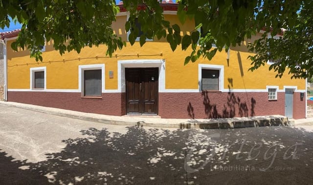 4 bedroom Finca/Country House for rent in Moratalla with garage - € 450 (Ref: 8664326)