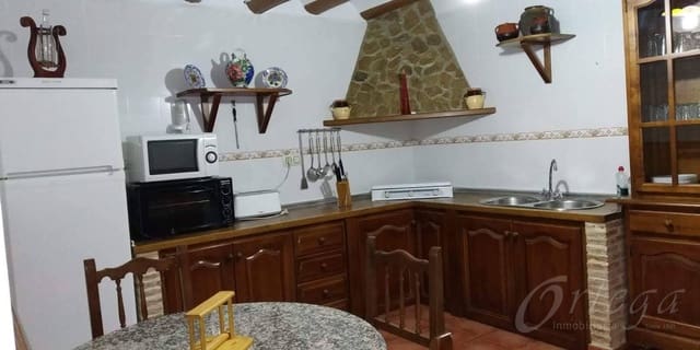 4 bedroom Finca/Country House for rent in Moratalla with garage - € 450 (Ref: 8664326)