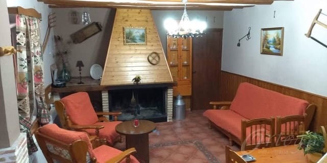 4 bedroom Finca/Country House for rent in Moratalla with garage - € 450 (Ref: 8664326)