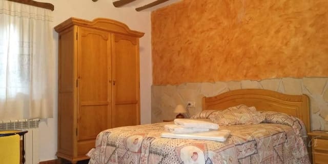 4 bedroom Finca/Country House for rent in Moratalla with garage - € 450 (Ref: 8664326)