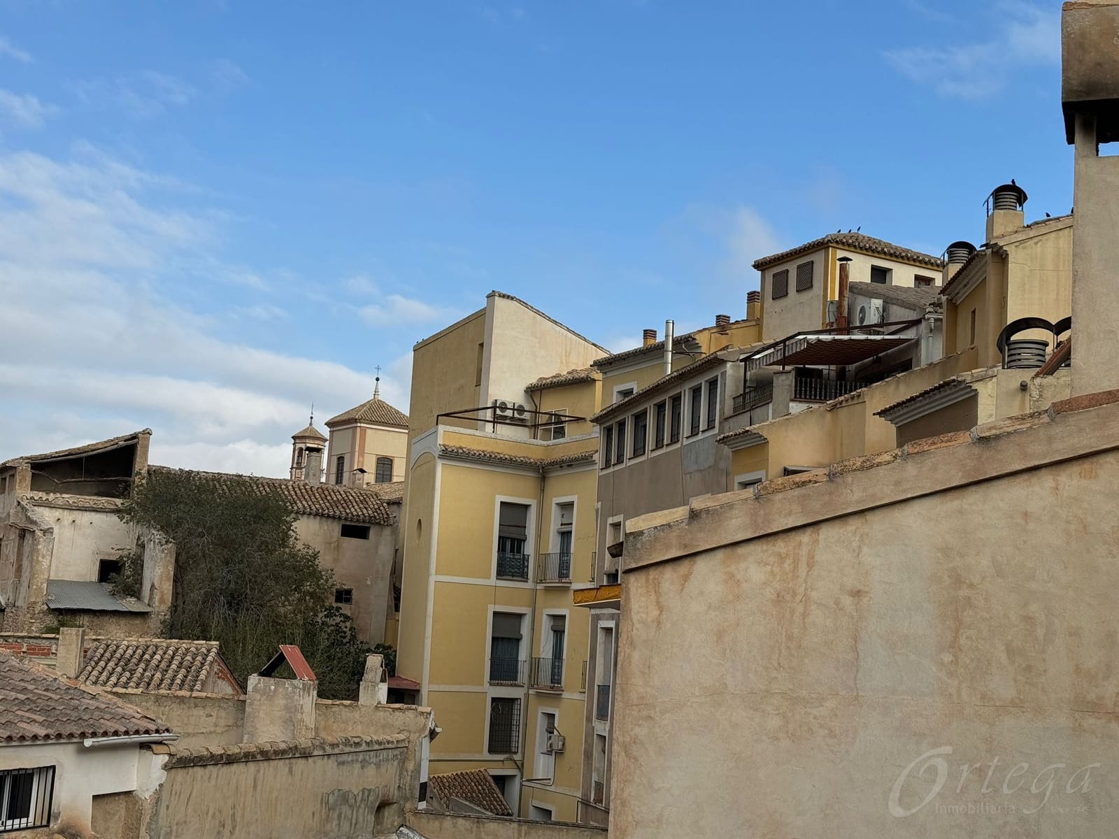 4 makuuhuone Omakotitalo myytävänä paikassa Cehegin mukana 
autotalli - 69 500 € (Ref: 8664644)