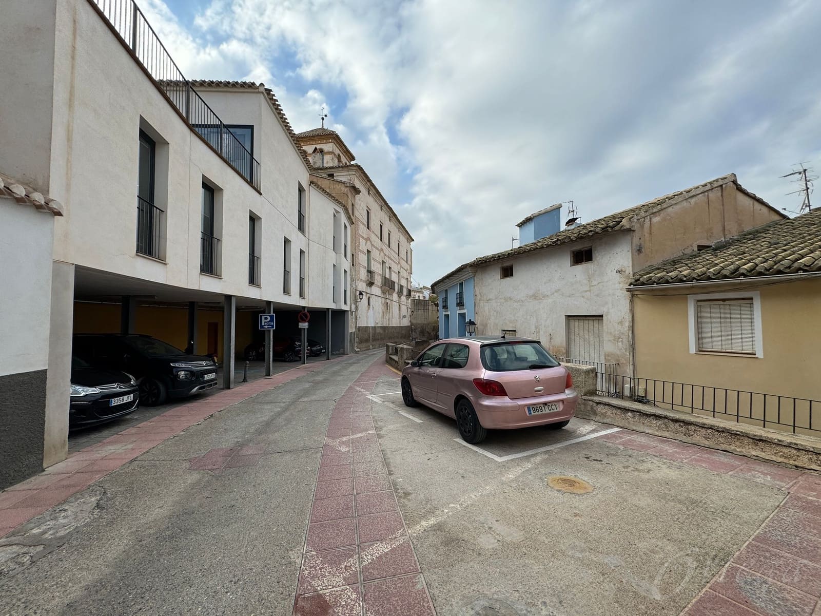 4 makuuhuone Omakotitalo myytävänä paikassa Cehegin mukana 
autotalli - 69 500 € (Ref: 8664644)