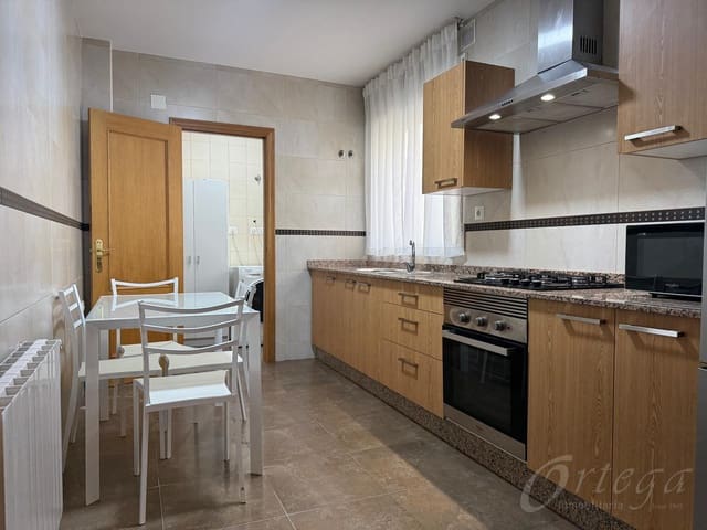 3 soveværelse Lejlighed til salg i Cehegín med garage - € 115.000 (Ref: 8671471)