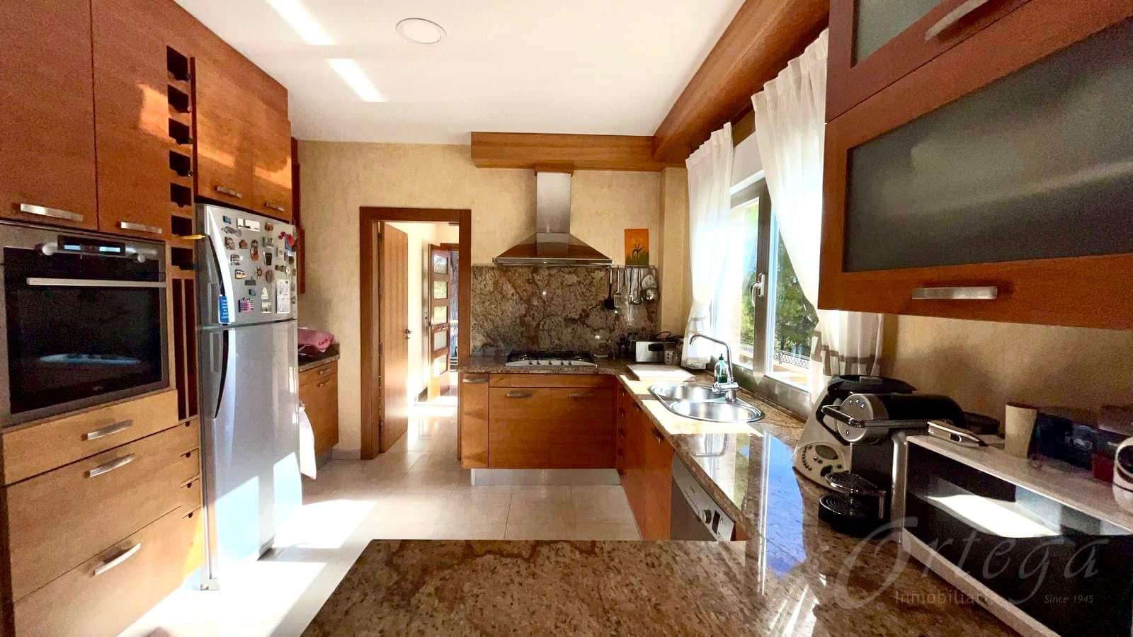 5 bedroom Finca/Country House for sale in Caravaca de la Cruz with pool garage - € 520,000 (Ref: 8701478)