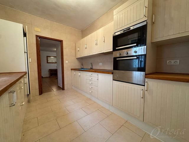 6 makuuhuone Omakotitalo myytävänä paikassa Cehegín mukana 
autotalli - 95 000 € (Ref: 9486960)