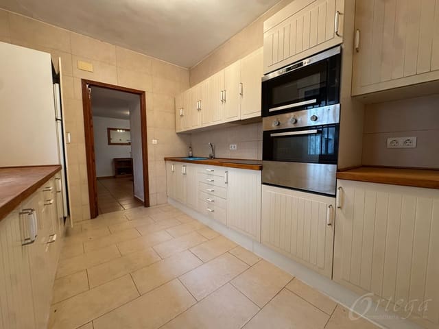 6 makuuhuone Omakotitalo myytävänä paikassa Cehegín mukana 
autotalli - 95 000 € (Ref: 9486960)