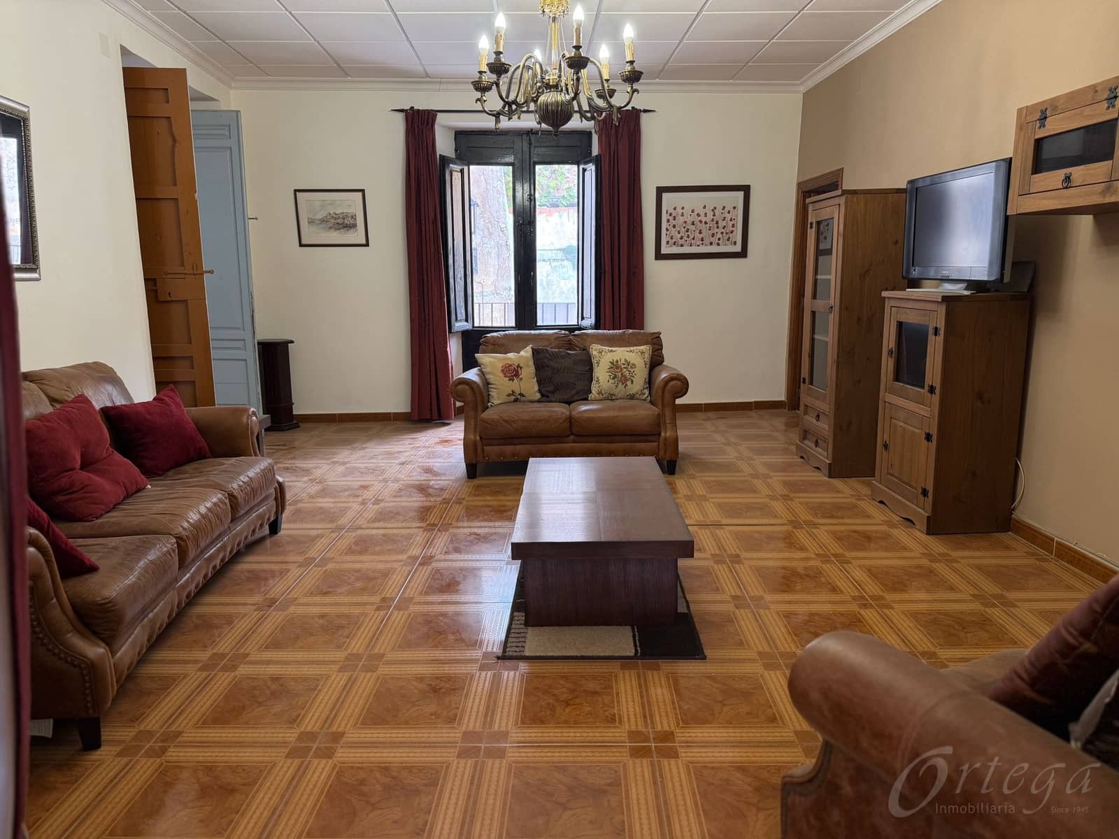 6 makuuhuone Omakotitalo myytävänä paikassa Cehegin mukana 
autotalli - 95 000 € (Ref: 9486960)