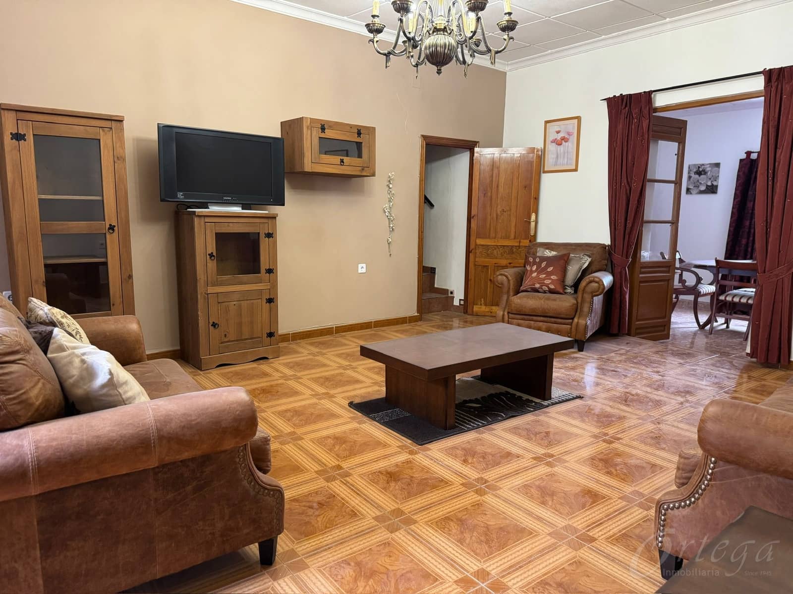 6 makuuhuone Omakotitalo myytävänä paikassa Cehegin mukana 
autotalli - 95 000 € (Ref: 9486960)