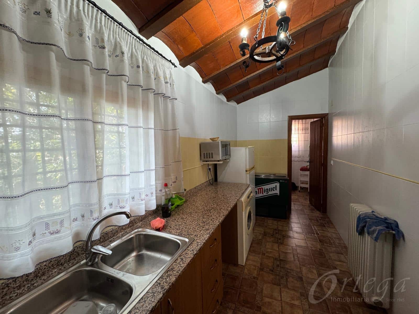 4 makuuhuone Maalaistalo myytävänä paikassa Cehegin mukana uima-altaan 
autotalli - 250 000 € (Ref: 9486962)