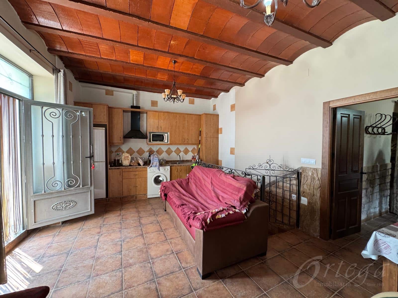 4 makuuhuone Maalaistalo myytävänä paikassa Cehegin mukana uima-altaan 
autotalli - 250 000 € (Ref: 9486962)