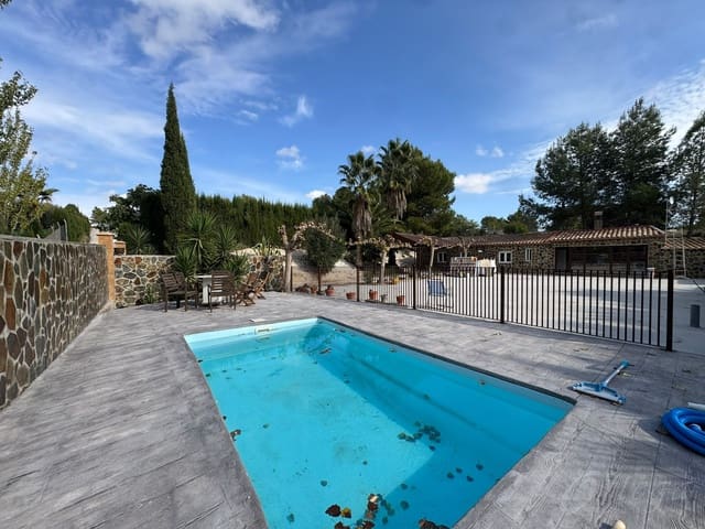 2 bedroom Finca/Country House for rent in Cehegín with pool garage - € 650 (Ref: 9486964)