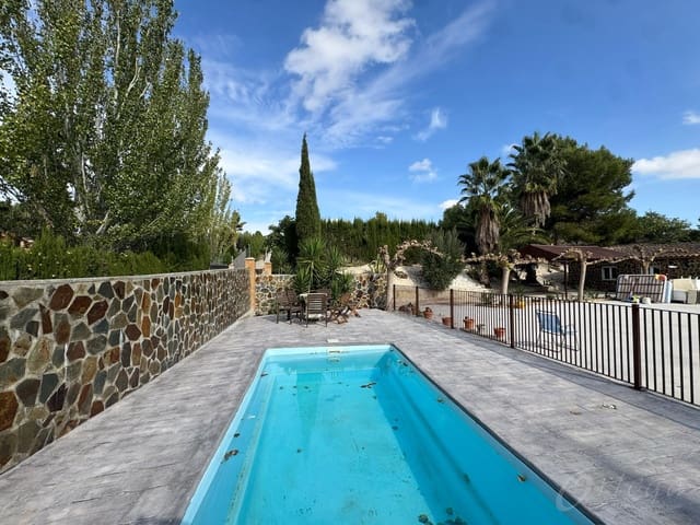 2 bedroom Finca/Country House for rent in Cehegín with pool garage - € 650 (Ref: 9486964)